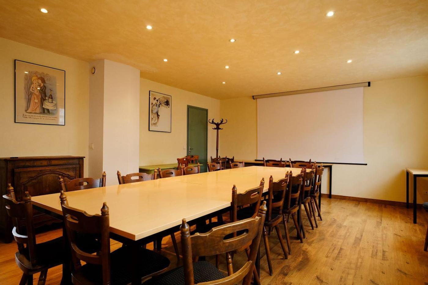 Hotel De La Gare Bar-le-Duc Buitenkant foto