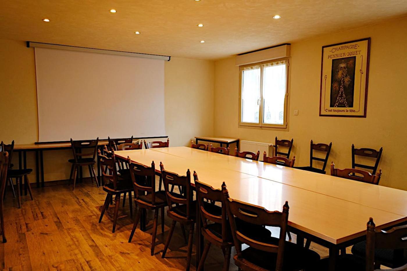 Hotel De La Gare Bar-le-Duc Buitenkant foto